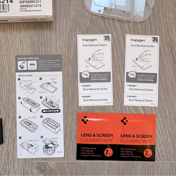 🆕 Spigen Tempered Glass Screen Protector for iPhone 14 Pro [Case Friendly] - Picture 4 of 13